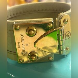 2007 Louis Vuitton s-lock suhali Ileather padlock bracelet